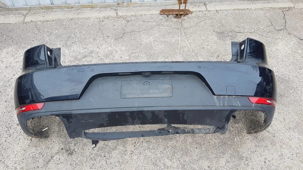 Zderzak tylny 95B807421L