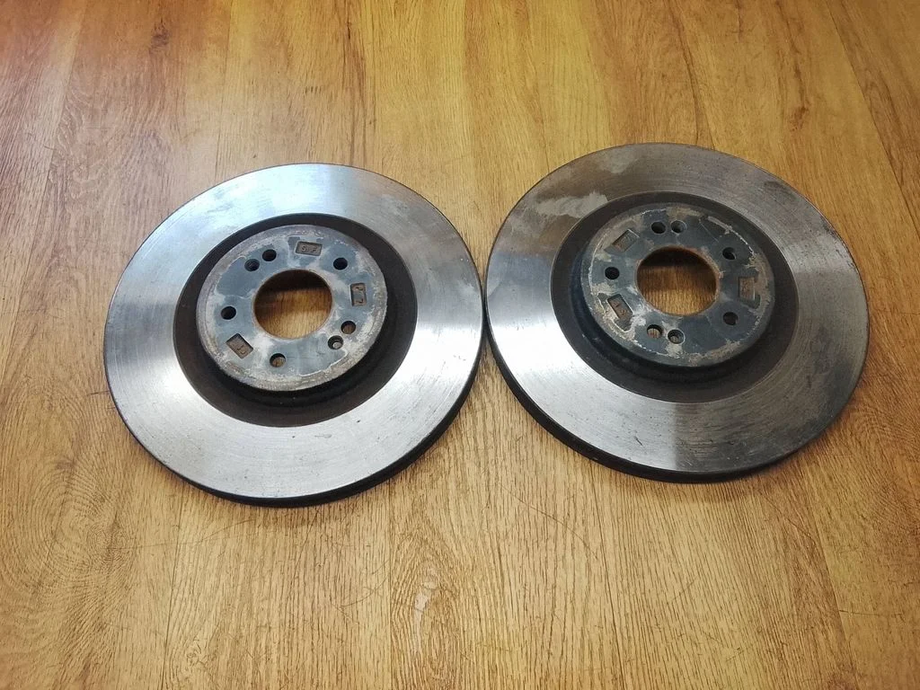 Front brake disc 51712L1700