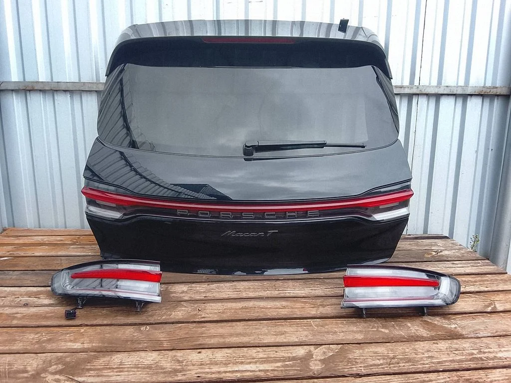 Tailgate/trunk/boot lid 95B827123