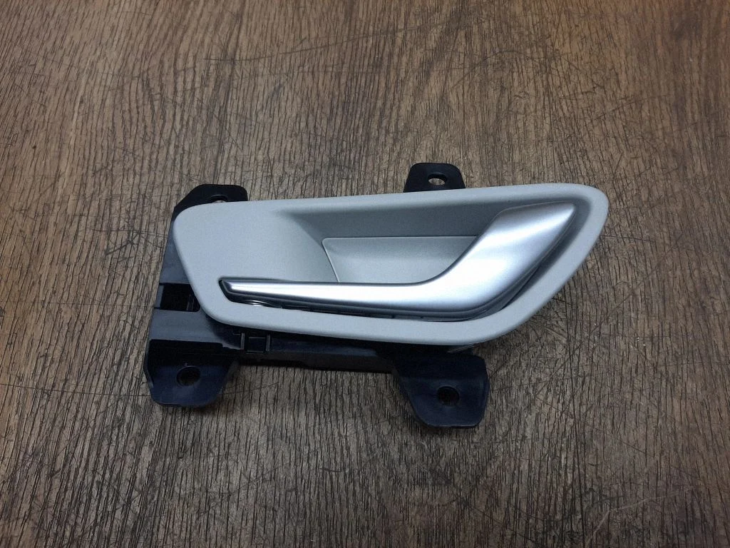 Tagaukse sisemine käepide 83613N7000