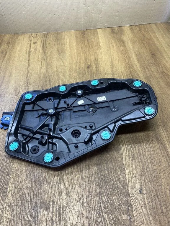 Galinio el. lango pakėlimo mechanizmas be varikliuko