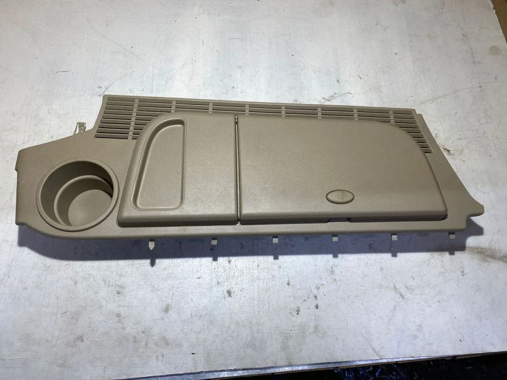 Glove box – Land Rover Discovery 4 - LR4 (2010-2016)