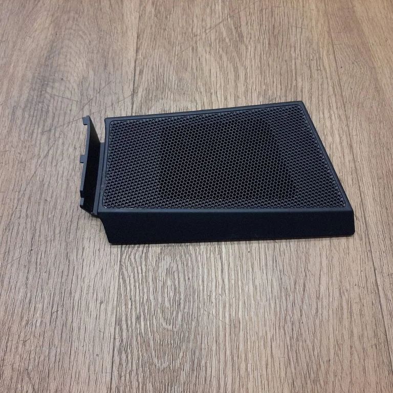 Side speaker trim/cover – Porsche Macan (95B) (2019-)