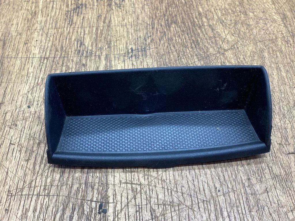 Rear storage box compartment pad/mat – Mercedes-Benz ML-Class W166 (2012-2017)