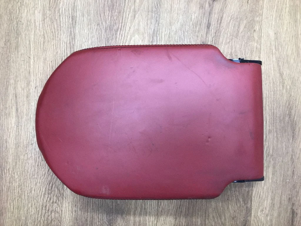 Armrest LR037406