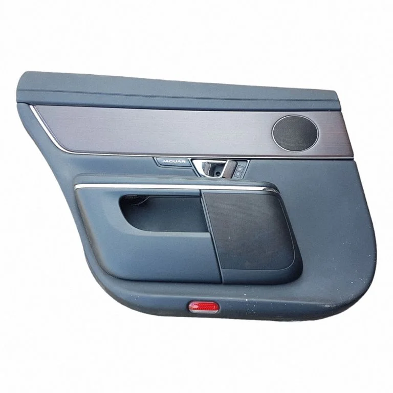 Tagumiste uste sisevooder AW93F274A31K – Jaguar XJ X351 (2009-2019)