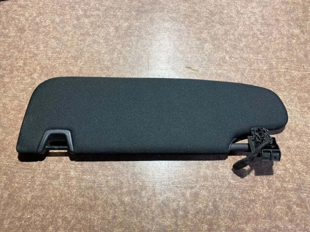 Sun visor GR3B7604100 – Ford Mustang VI (2015-)