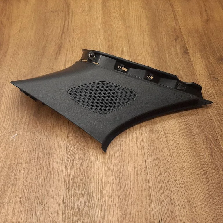 (D)pillar trim (top) 95B867245