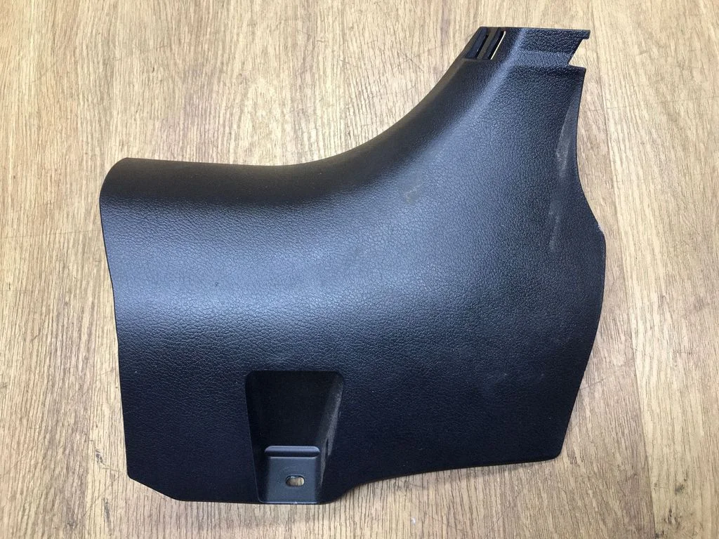 Foot area side trim 6211178010 – Lexus NX (2014-2021)