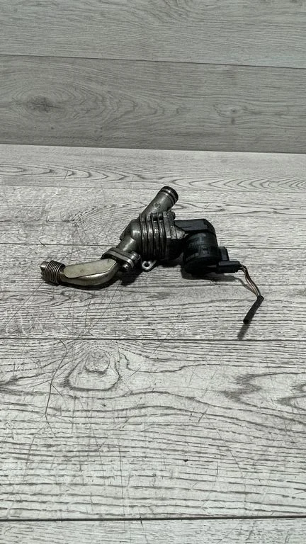 EGR valve 7563241 – BMW 3 Series E90 E91 (2005-2012)