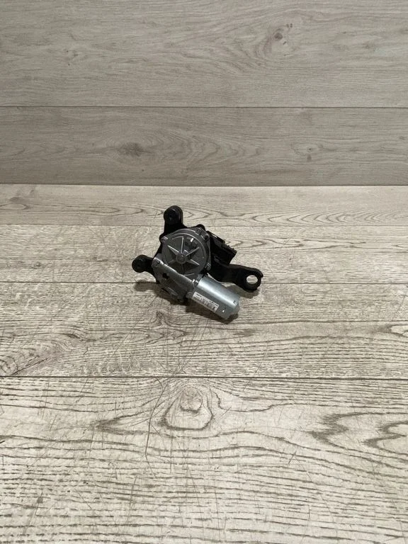 Rear window wiper motor – BMW 5 Series G30 G31 G38 (2016-)