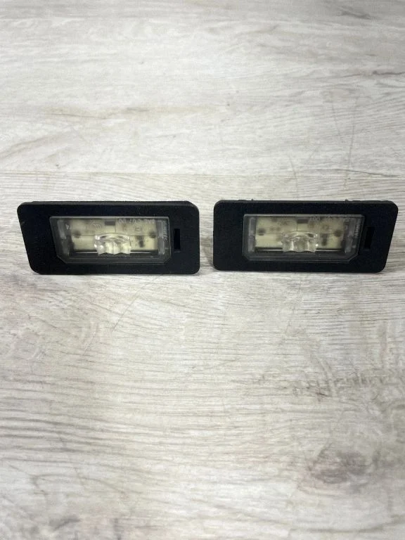 Number plate light 7193293 – BMW 3 Series F30 F35 F31 (2012-2018)