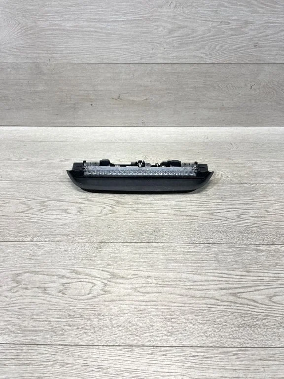 Third/center stoplight 7420462 – BMW 3 Series G20 G21 (2019-)