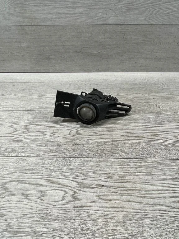 Front fog light 155477 – BMW 7 Series E65 E66 (2001-2008)