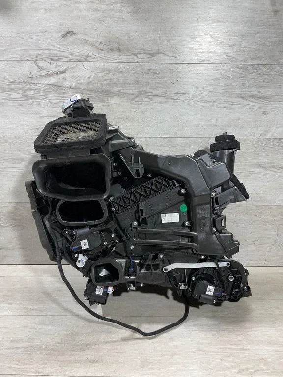 Interior heater climate box assembly 149471498g – Tesla Model 3 (2017-)