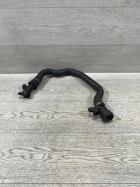 Engine coolant pipe/hose – BMW 3 Series E46 (1998-2005)