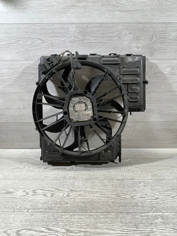 Electric radiator cooling fan 6925724 – BMW X5 E53 (1999-2006)