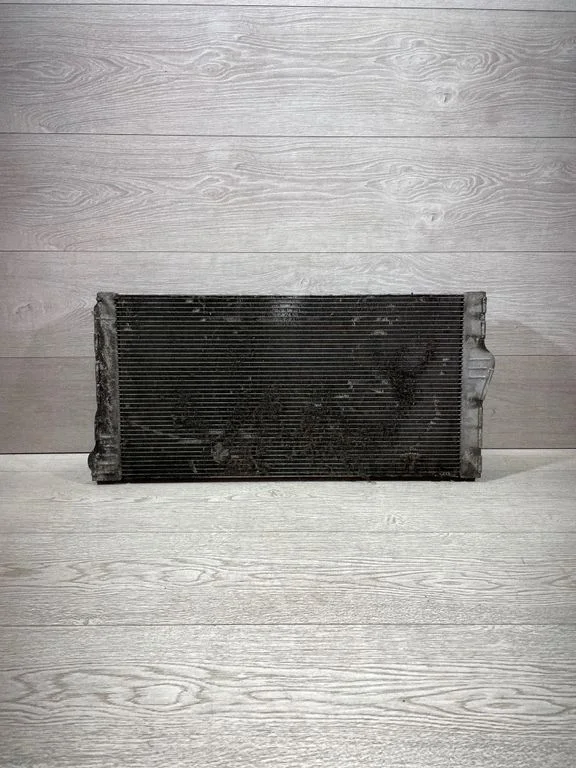 Dzesēšanas šķidruma radiators – BMW 5. sērija F10 F11 (2009-2016)