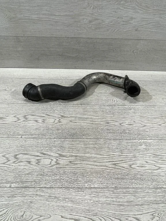 Intercooler hose/pipe 7789052 – BMW 7 Series E65 E66 (2001-2008)