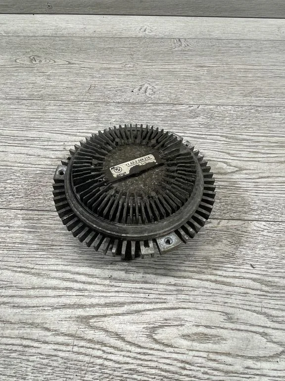 Viscous fan clutch 2249216 – BMW X5 E53 (1999-2006)
