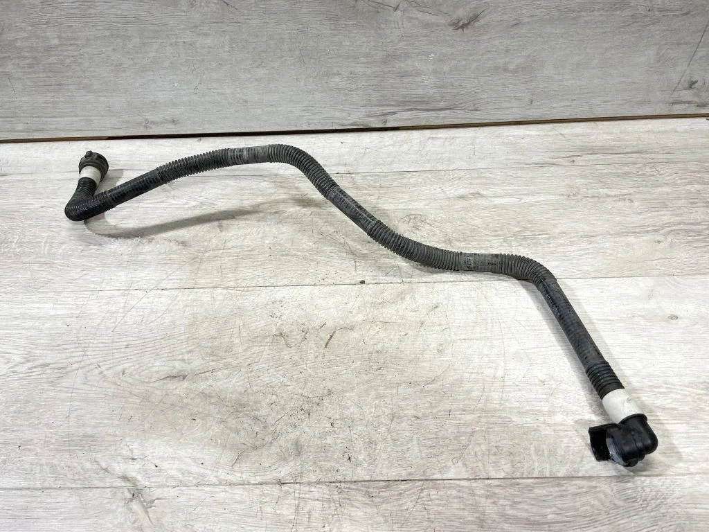 Coolant pipe/hose 1501332 – Tesla Model 3 (2017-)