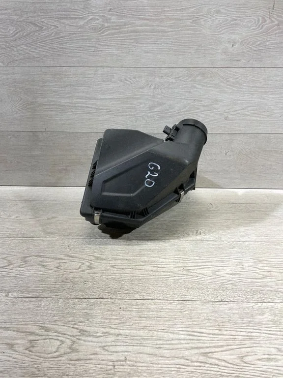 Obudowa filtra powietrza – BMW Seria 3 G20 G21 (2019-)