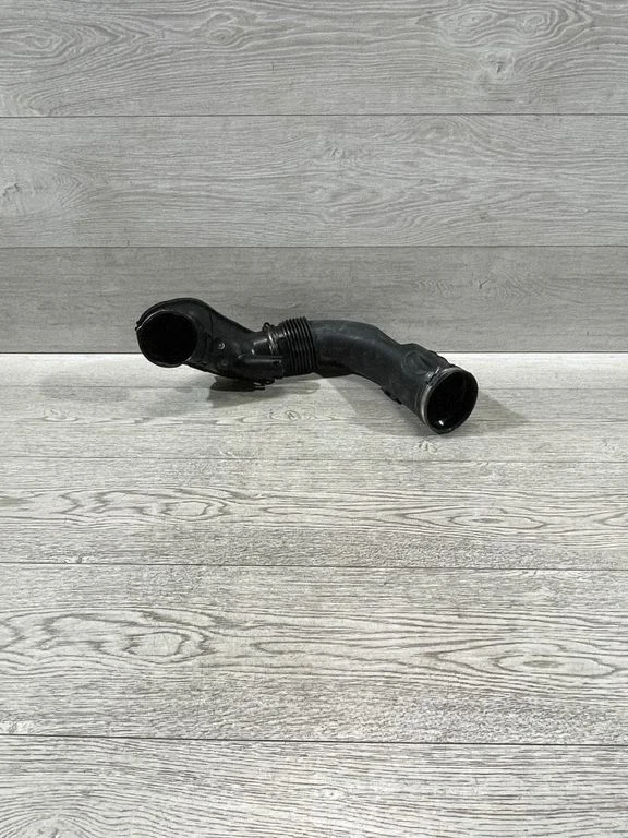 Turbo air intake inlet pipe/hose 8512381 – BMW X3 F25 (2010-2017)