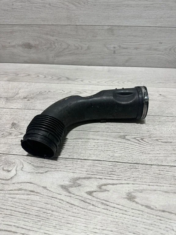Turbo air intake inlet pipe/hose – BMW 4 Series F32 F33 (2013-2020)