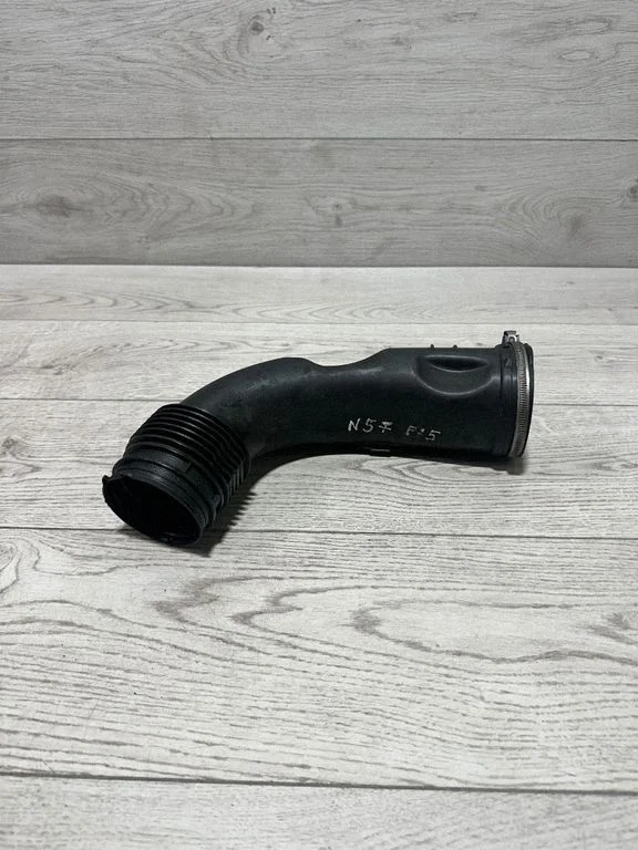 Turbo air intake inlet pipe/hose 8512381 – BMW X5 F15 (2013-2017)