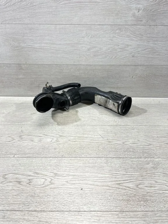 Turbo air intake inlet pipe/hose 8512284 – BMW X5 F15 (2013-2017)