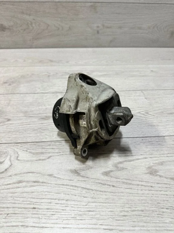 Engine mount bracket 6855722 – BMW X3 F25 (2010-2017)