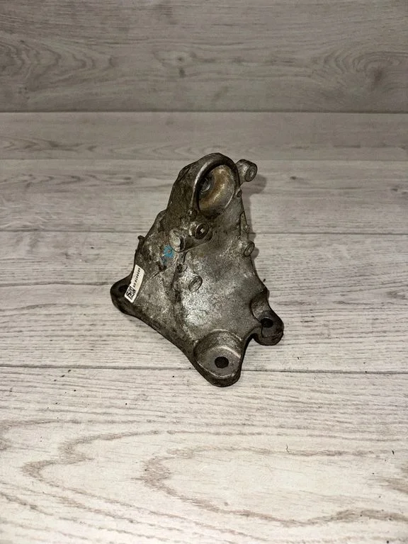 Mootori kinnituskronstein 6859416 – BMW 4-seeria F36 Gran coupe (2014-2017)