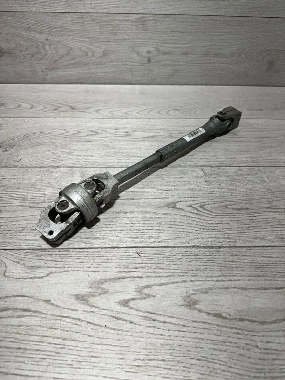 Steering column universal joint