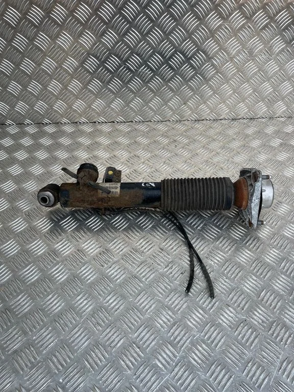 Rear shock absorber/damper 6875089 – BMW X5 F15 (2013-2017)