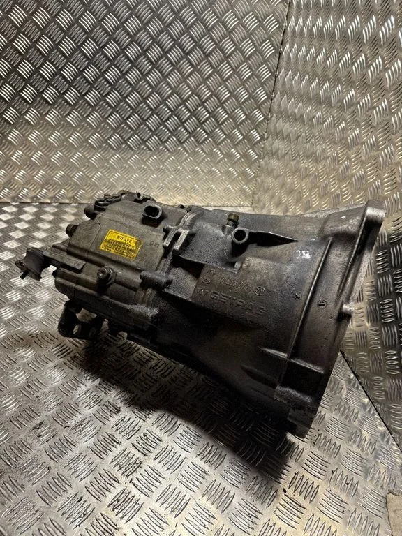 Manual 5 speed gearbox 2200073790