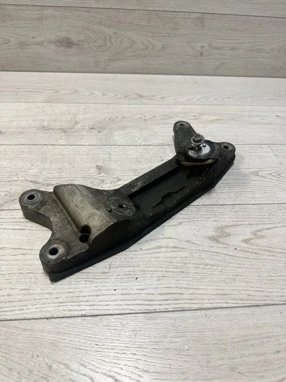 Gearbox mounting bracket 6788826 – BMW 3 Series F30 F35 F31 (2012-2018)