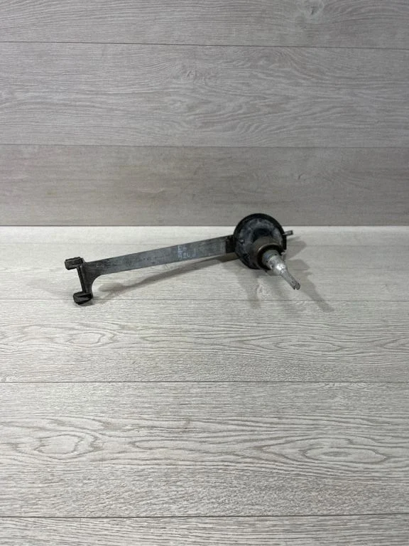 Gear selector mechanism – BMW 5 Series E60 E61 (2004-2010)