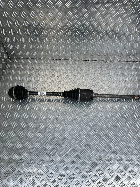 Eesmine pooltelg – BMW X3 F25 (2010-2017)