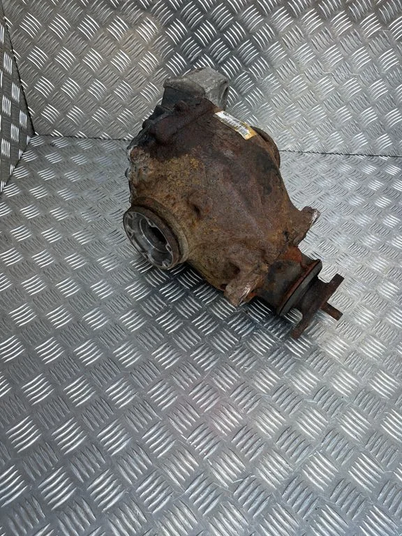 Rear differential – BMW 3 Series E90 E91 (2005-2012)