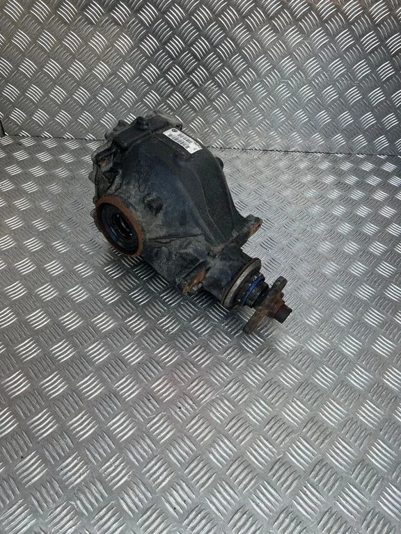 Aizmugurējais reduktors 7544873 – BMW 3. sērija F30 F35 F31 (2012-2018)