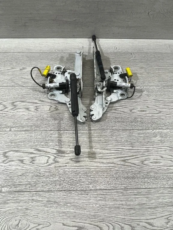 Mootorikapoti hinged – BMW 3-seeria F30 F35 F31 (2012-2018)