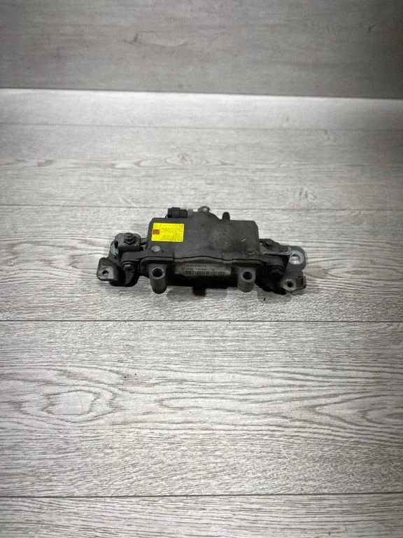 Mootorikapoti hinged – BMW 5-seeria F10 F11 (2009-2016)