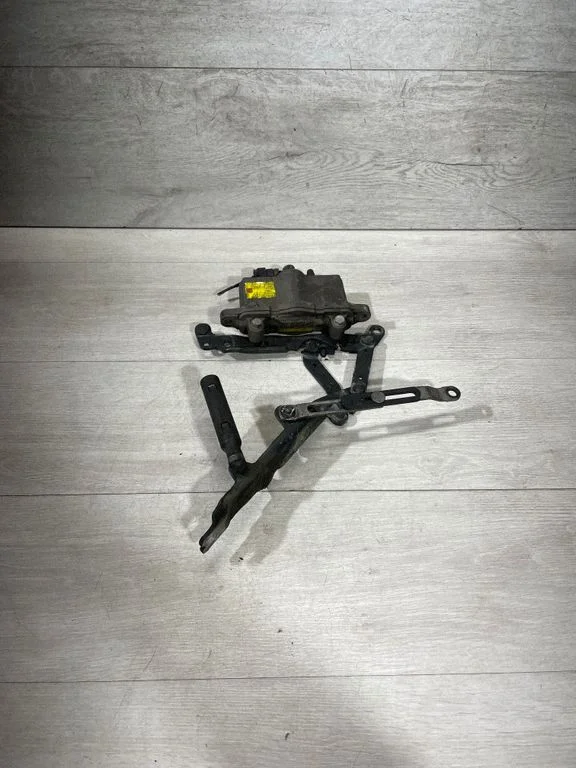 Mootorikapoti hinged – BMW 5-seeria F10 F11 (2009-2016)