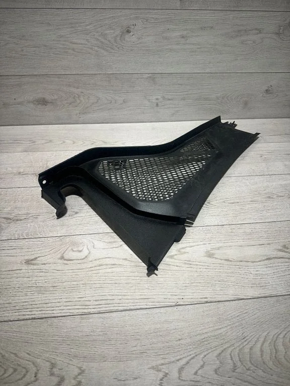Wiper trim 9245593 – BMW X5 F15 (2013-2017)