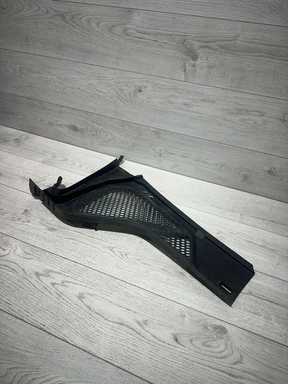 Wiper trim 9245594 – BMW X6 F16 (2014-2017)