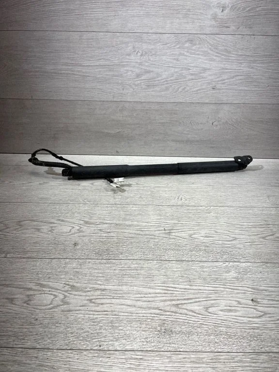 Tailgate/trunk strut/damper – BMW 3 Series F30 F35 F31 (2012-2018)