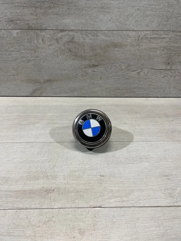 Aizmugurējā vāka atvēršanas rokturītis (ārējais) – BMW 1. sērija F20 F21 (2011-2019)