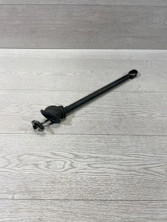 Front door check strap stopper 7001004