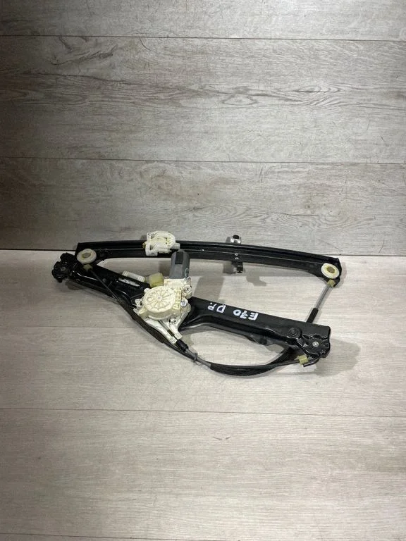 Front door window regulator with motor 7166380 – BMW X5 E70 (2006-2013)