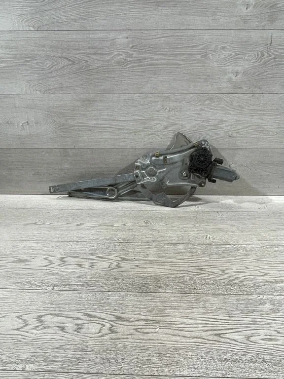 Front window lifting mechanism without motor 1977579 – BMW Z3 E36 (1994-2002)